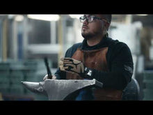 Load and play video in Gallery viewer, Klein Tools T20 TORX® Screwdriver Round Shank Cushion-Grip™
