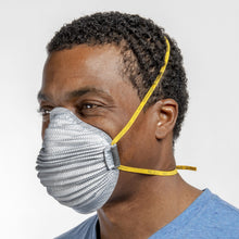 Load image into Gallery viewer, Moldex 4800 N95 Plus Nuisance Organic Vapors AirWave® Disposable Particulate Respirator with SmartStrap®, Size Medium/Large, NIOSH Approved
