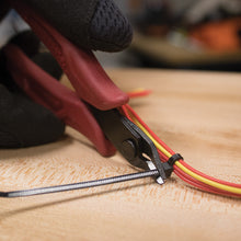 Load image into Gallery viewer, Klein Tools D2755 Diagonal Cutting Pliers Flush Cutter Lightweight 5-Inch
